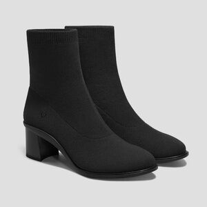 NEW Vivaia Almond-Toe Running Heel Boots (Amanda) Black NIB SX 39 (US 8)